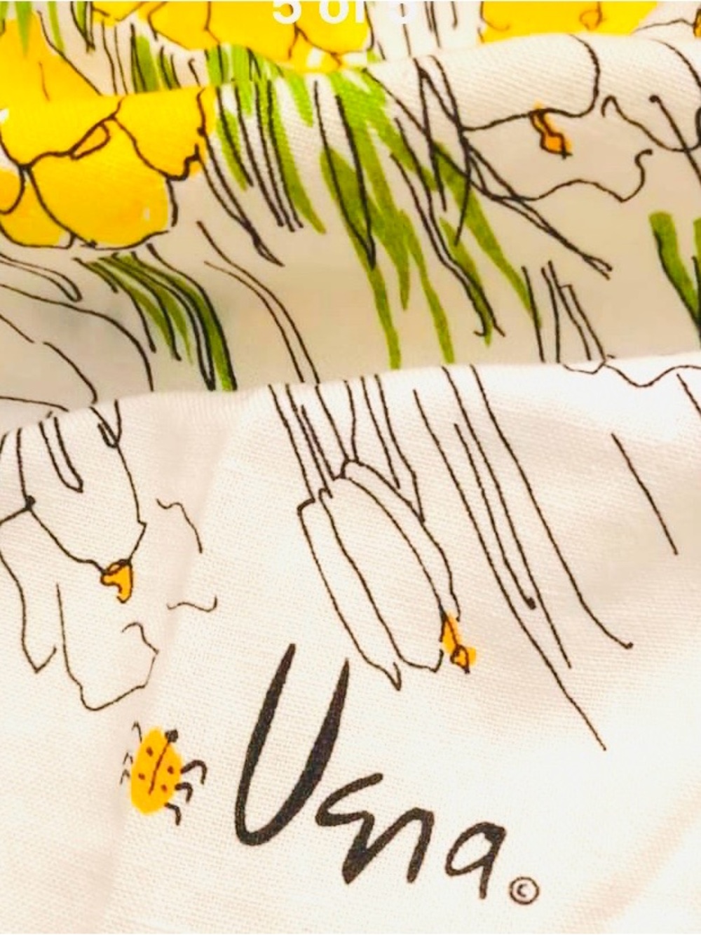Vera Neuman Vintage Oval Floral Print Tablecloth